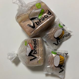 롯데제과 Vbread 포카치아식빵1개 + 미니식빵 1개 + 머핀 2개 세트 — 5점을 준 리뷰어가 2021년 9월 올린 사용 사진