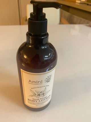 아미니 플라워테라피 바디로션  500ml 시리즈 — 4점을 준 리뷰어가 2021년 1월 올린 사용 사진