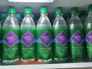 몽베스트 Montbest with Sparkling water Plain 20병 — 5점을 준 리뷰어가 2022년 7월 올린 사용 사진