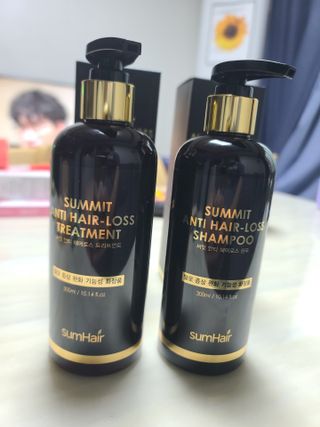 썸헤어 / SUMHAIR 썸헤어  써밋 안티 헤어로스 샴푸+트리트먼트 — 5점을 준 리뷰어가 2021년 6월 올린 사용 사진