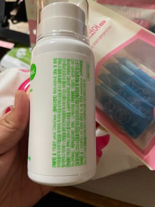 whol 키토클린 200ml - 항균항바이러스 강아지 눈 코 입 귀 세정탈취 고양이 턱드름제거 무향 워터리스 대용량 — 4점을 준 리뷰어가 2022년 10월 올린 사용 사진