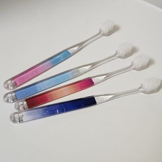 에브리모먼트 에브리 모먼트 칫솔 Every moment toothbrush — 5점을 준 리뷰어가 2022년 5월 올린 사용 사진