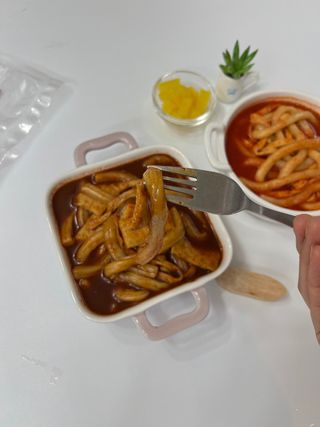 [푸딩팩토리] 요즘누들떡볶이540g + 매콤누들떡볶이 470g — 5점을 준 리뷰어가 2022년 9월 올린 사용 사진