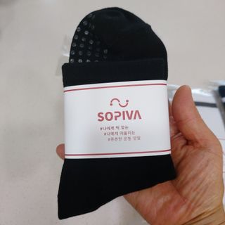 SOPIVA 소피바 요가,필라테스 양말 — 4점을 준 리뷰어가 2021년 6월 올린 사용 사진