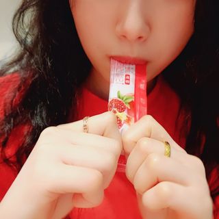 헬스업_쁘띠쁘띠석류콜라겐젤리_20g x 14포 — 5점을 준 리뷰어가 2021년 2월 올린 사용 사진
