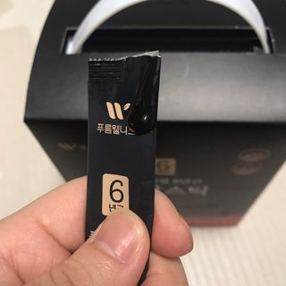[푸름웰니스] 프리미엄 6년근 홍삼스틱 3mg x 100포 — 5점을 준 리뷰어가 2022년 4월 올린 사용 사진