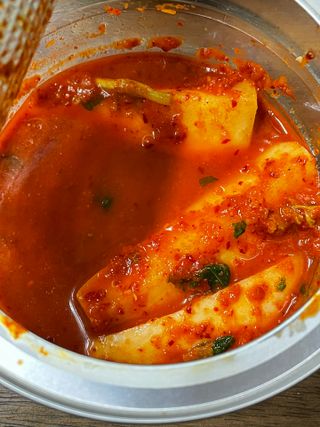 셰프애찬 알타리김치 총각김치 1kg — 5점을 준 리뷰어가 2022년 10월 올린 사용 사진