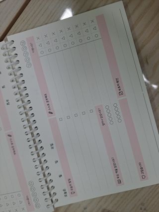 리훈 차일드라이크 or 워킹스마일 초등학생 스터디플래너 저학년/ 고학년 — 5점을 준 리뷰어가 2023년 4월 올린 사용 사진
