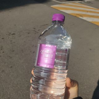 몽베스트 MONTBEST 1L 12입 — 5점을 준 리뷰어가 2022년 3월 올린 사용 사진