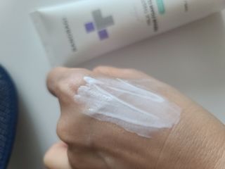 바노바기 코스메틱 바노바기 밀크씨슬 리페어 시카 폼 클렌저 플러스 120ml + 선스크린 플러스 50ml — 4점을 준 리뷰어가 2023년 7월 올린 사용 사진