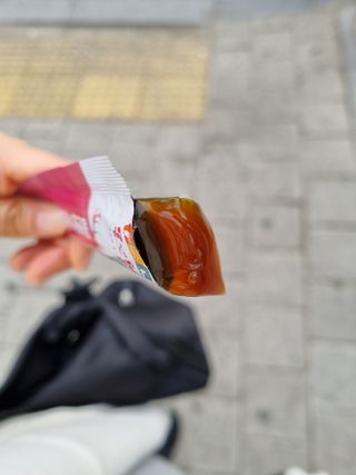 [몸엔용] 녹용 담은 탱탱 콜라겐 녹용 콜라겐 젤리 15g x 20포 — 5점을 준 리뷰어가 2022년 4월 올린 사용 사진