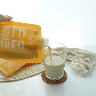 [덜다] 든든 식물성 단백질 쉐이크 40g X 7입 (곡물/딸기) — 5점을 준 리뷰어가 2023년 10월 올린 사용 사진