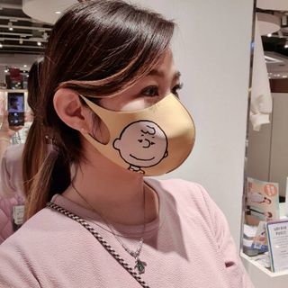 JHWORLD 스누피 마스크 정품 스누피 에어로실버 국산 빨아쓰는 3D 패션마스크 1매입 — 4점을 준 리뷰어가 2021년 9월 올린 사용 사진