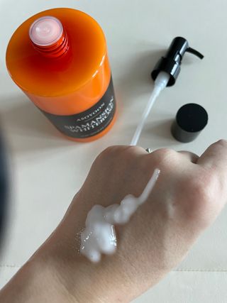 아소윤 건조하고 지친 피부에 힐링을 기분좋은 향기 스파맨션 바디로션 5종 택1 — 5점을 준 리뷰어가 2021년 10월 올린 사용 사진