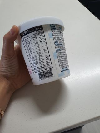 밀키파인트 더블 프로틴 우유 — 4점을 준 리뷰어가 2021년 8월 올린 사용 사진