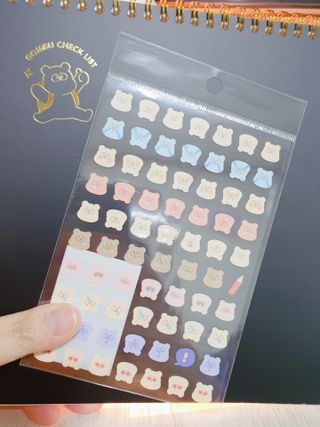 리훈 곰부 체크리스트+ 곰부 리무버블스티커 1장 — 5점을 준 리뷰어가 2021년 5월 올린 사용 사진