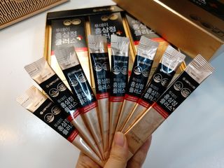 서울약사신협_투데이홍삼정플러스스틱_10g x 30포 — 5점을 준 리뷰어가 2021년 2월 올린 사용 사진