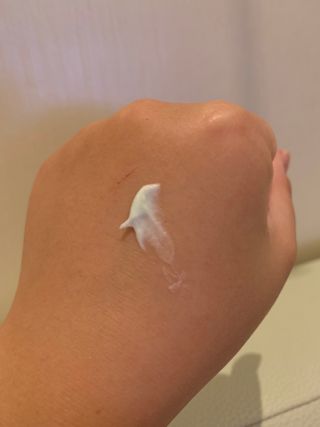 엔디어고 햄프에너지 베리어 크림 50ml — 4점을 준 리뷰어가 2022년 11월 올린 사용 사진