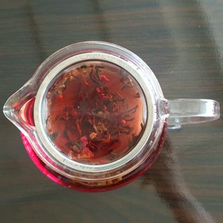 마시다 붉은 석양 빛을 담은 프리미엄 수제 블렌딩 홍차, 레드선셋블랙티 — 4점을 준 리뷰어가 2021년 4월 올린 사용 사진