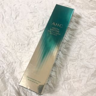 [NEW 탄력유턴 아이크림] AHC 유스 래스팅 리얼 아이크림 포 페이스 — 3점을 준 리뷰어가 2021년 1월 올린 사용 사진