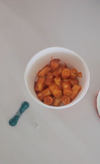 프리 [요리궁리] 매콤달콤 꽃떡볶이 6개입 세트 — 5점을 준 리뷰어가 2024년 10월 올린 사용 사진