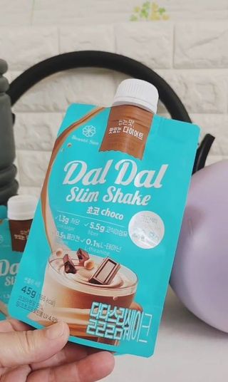 달달슬림쉐이크 프리 (릴스) 달달슬림 맛있는 단백질 쉐이크 파우치 다이어트 식사대용 프로틴 파우더 보충제 — 5점을 준 리뷰어가 2025년 8월 올린 사용 사진