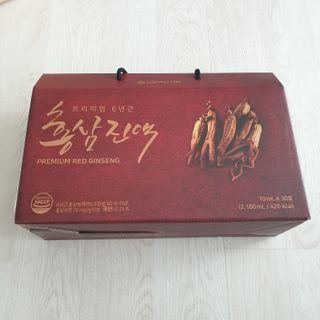 서울약사신협_프리미엄 6년근 홍삼진액_70mlx30포 — 5점을 준 리뷰어가 2021년 3월 올린 사용 사진