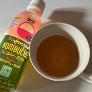 더그레잇티 콤부차 [매일유업] 더그레잇티 44kcal 콤부차 300ml *12개입 (오리지널 6개+베리리치 6개) — 5점을 준 리뷰어가 2023년 8월 올린 사용 사진