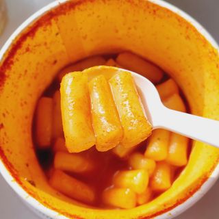 추억의 국민학교 떡볶이 국떡 컵볶이 선물박스 — 5점을 준 리뷰어가 2022년 1월 올린 사용 사진
