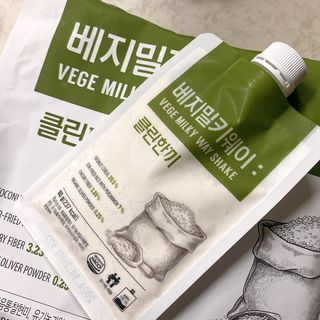 클린24시간  클린한끼 쉐이크 1세트 (5개) — 5점을 준 리뷰어가 2023년 8월 올린 사용 사진