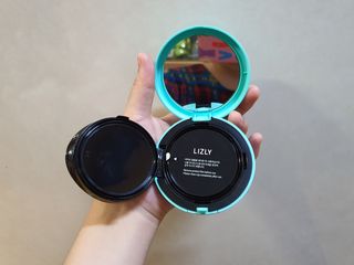 리즐리 씨슬릭 톤업 쿨링 쿠션 15g — 3점을 준 리뷰어가 2021년 7월 올린 사용 사진