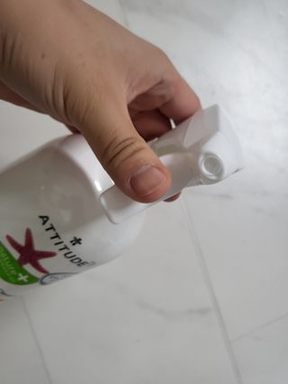 에티튜드 천연 데일리 욕조 클리너 EWG 그린 욕조세제 저자극 하이포알러제닉 친환경 비건 — 4점을 준 리뷰어가 2022년 8월 올린 사용 사진