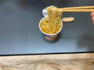 NISSIN 닛신 컵누들  4종 - 씨푸드오리지날, 씨푸드 스파이시, 씨푸드 커리, 씨푸드 XO소스 — 4점을 준 리뷰어가 2022년 11월 올린 사용 사진