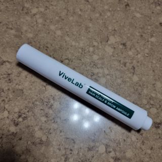 바이브랩 [탈모증상완화] 헤어라인 눈썹 두피앰플 — 5점을 준 리뷰어가 2022년 1월 올린 사용 사진