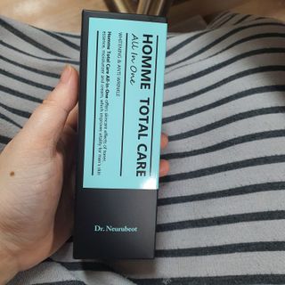 Dr.느루벗 느루벗 옴므 토탈 케어 올인원 118ml 남자 남성 스킨 로션 에센스 크림 화장품 — 5점을 준 리뷰어가 2021년 5월 올린 사용 사진