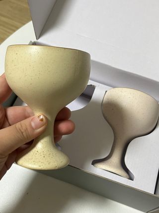 소담스퀘어 상암 [다피] 들깨 도자기 막걸리 고블렛잔 – 4Color 술잔 2P 세트(선물세트) — 3.5점을 준 리뷰어가 2022년 10월 올린 사용 사진