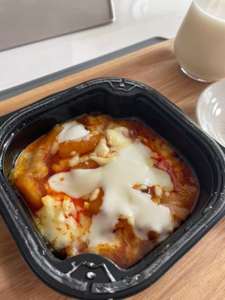 한성기업 무볼레 닭떡볶이+해물떡볶이 2종 세트 — 4점을 준 리뷰어가 2021년 10월 올린 사용 사진