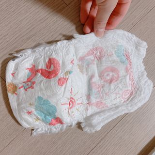 킨도 프리미엄 에어드라이v2 팬티형 기저귀 — 5점을 준 리뷰어가 2021년 6월 올린 사용 사진