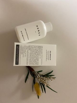 [HUREX] 휴렉스 볼류마이징 탈모완화 기능성 샴푸 150ml x 2개 — 5점을 준 리뷰어가 2021년 9월 올린 사용 사진
