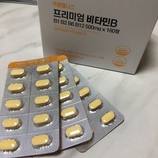 [푸름웰니스] 프리미엄 비타민B (500mgX180정) — 5점을 준 리뷰어가 2022년 4월 올린 사용 사진