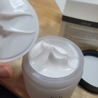 비엔디 2NOW[한글]]BnD 바디 미백 겨드랑이 크림 — 5점을 준 리뷰어가 2025년 2월 올린 사용 사진