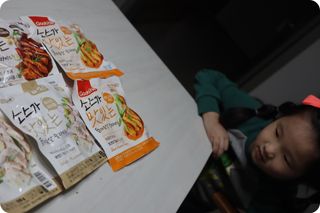 굽네몰 [굽네] 소스가 맛있는 닭가슴살 슬라이스 4종 — 5점을 준 리뷰어가 2021년 4월 올린 사용 사진