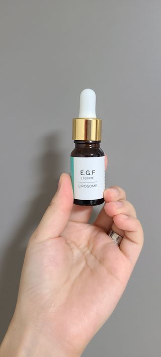 랑팡 EGF+FGF 10ppm 리포좀 앰플 원액 10ml — 5점을 준 리뷰어가 2021년 10월 올린 사용 사진