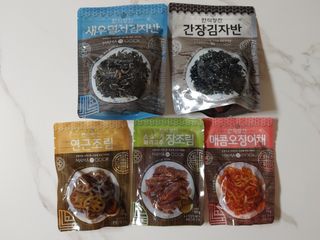 하나마이 [마마쿡] 전 청와대 천상현 셰프의 밑반찬  5종세트(소고기 장조림+연근조림+진미채+간장김자반+새우김자반) — 5점을 준 리뷰어가 2023년 4월 올린 사용 사진
