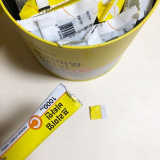 서울약사신협 프리미엄비타민C1000_2.5G x 100포 — 5점을 준 리뷰어가 2021년 5월 올린 사용 사진