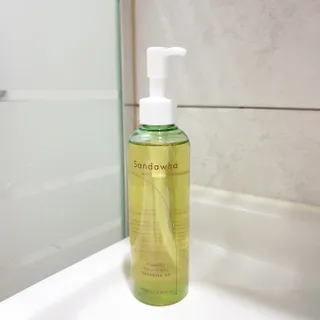 스킨큐어 산다화 순한 클렌징 동백 오일 200ml — 5점을 준 리뷰어가 2023년 4월 올린 사용 사진