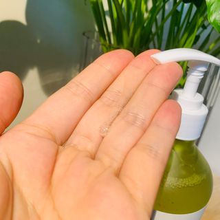 달리프 클로렐라 베러 루트 릴렉싱 샴푸 500ml — 5점을 준 리뷰어가 2021년 6월 올린 사용 사진