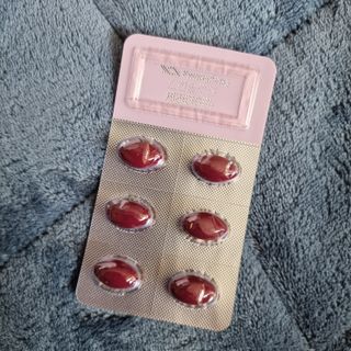 광동생활건강 [다시 쌓는 피부장벽] 광동 스킨솔루션 세라마이드 60캡슐 — 5점을 준 리뷰어가 2023년 6월 올린 사용 사진