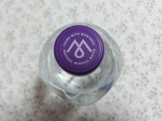 몽베스트 MONTBEST 1L 12입 — 4점을 준 리뷰어가 2022년 2월 올린 사용 사진