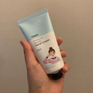 파시 FASCY 高保湿ハンドクリーム40ml+80ml セット — 5점을 준 리뷰어가 2021년 8월 올린 사용 사진